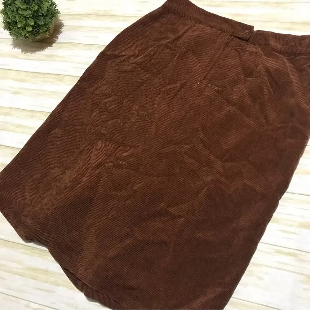Christopher Banks NWT Brown Corduroy Pleated‎ Pencil Skirt Women’s Size 8 Petite